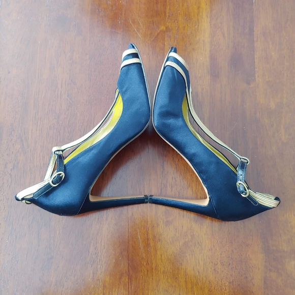 AVAILABLE ONLY IN THE BUNDLE/ Amazing Nine West 9 1/2 Heels, black and gold - Picture 9 of 15